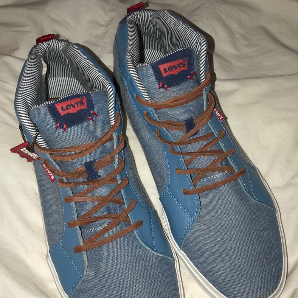 Levi’s men’s size 13 new shoes
